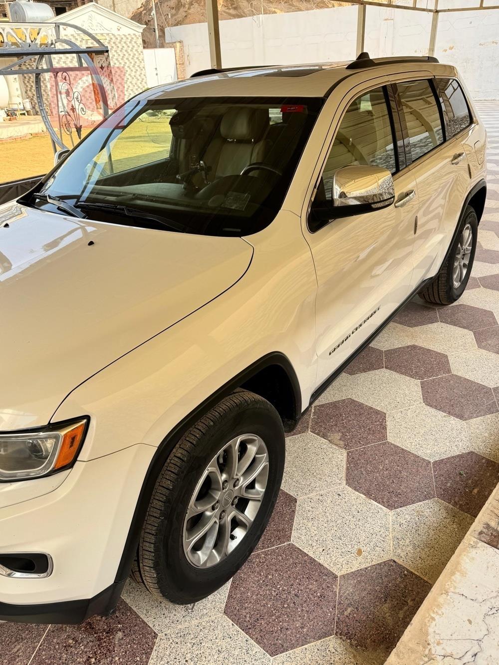 جيب جراند شيروكي